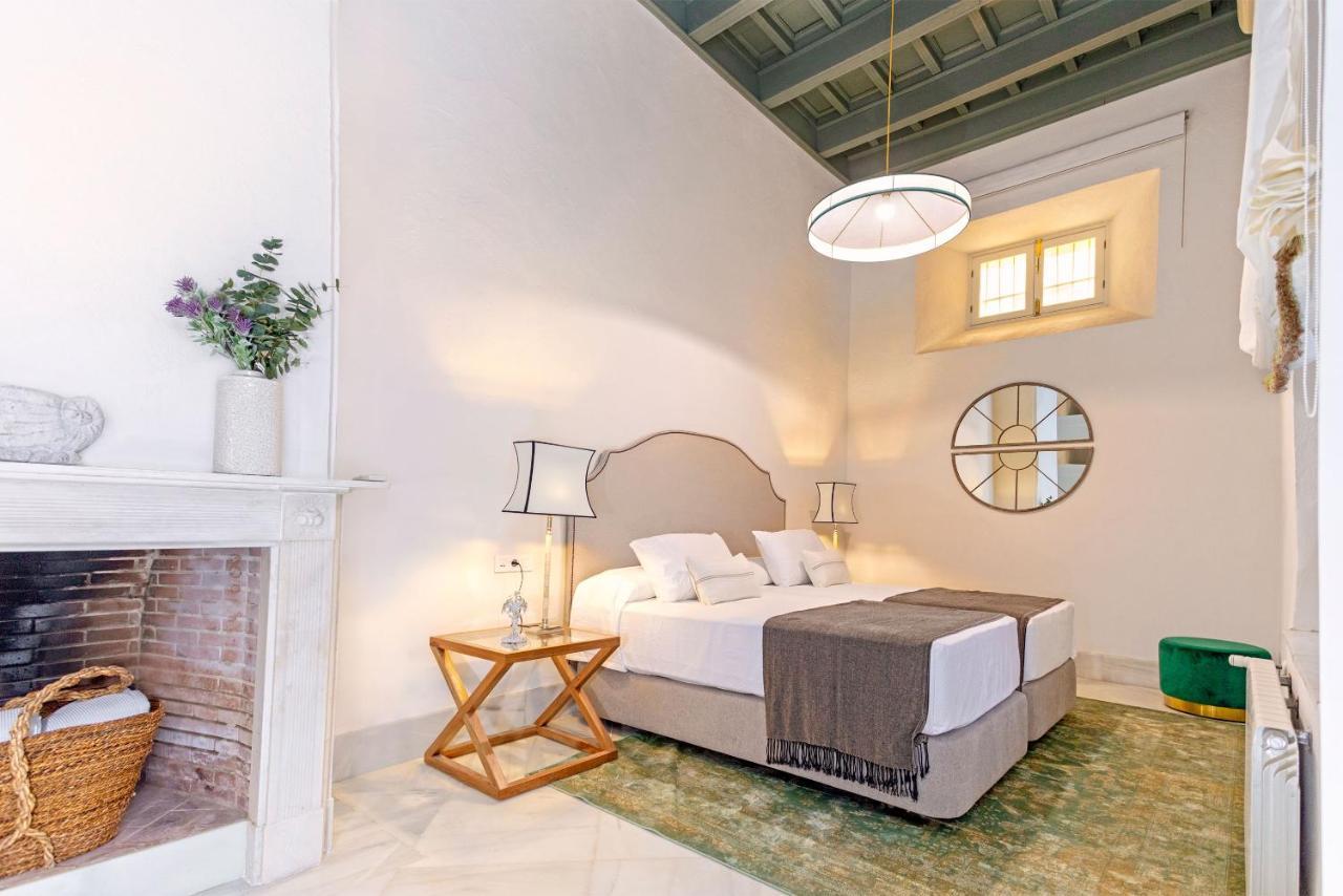 Genteel Home Palacio Abades Seville Exterior photo